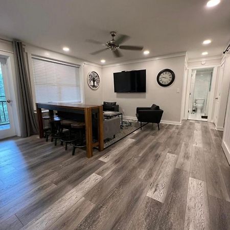 Cozy Haven In The Clouds Apartment Atlanta Exterior photo